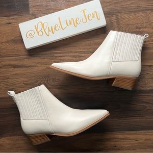 Marc Fisher Yarita Pointed Toe Leather Booties NWOT